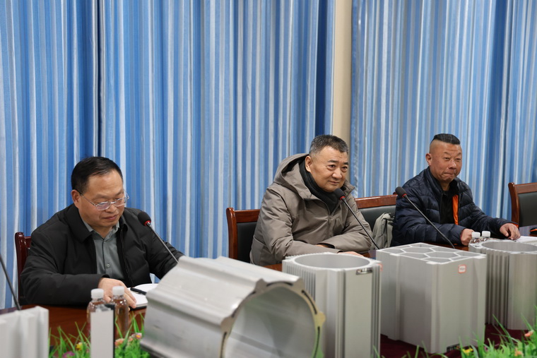 1765415645128492.jpg K18A3230.jpg