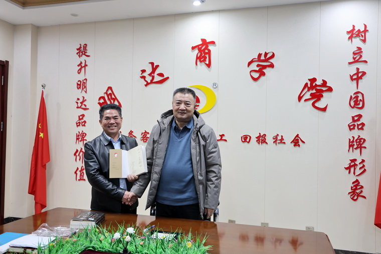 1765415686336508.jpg K18A3341.jpg