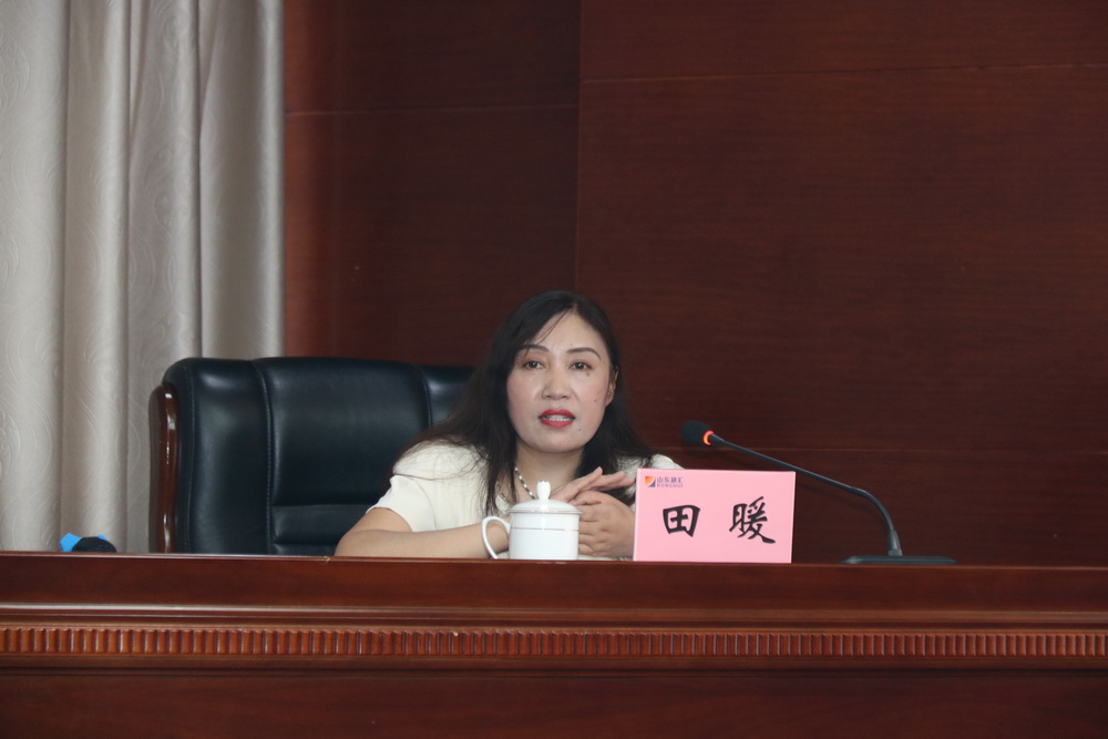 主讲嘉宾.jpg